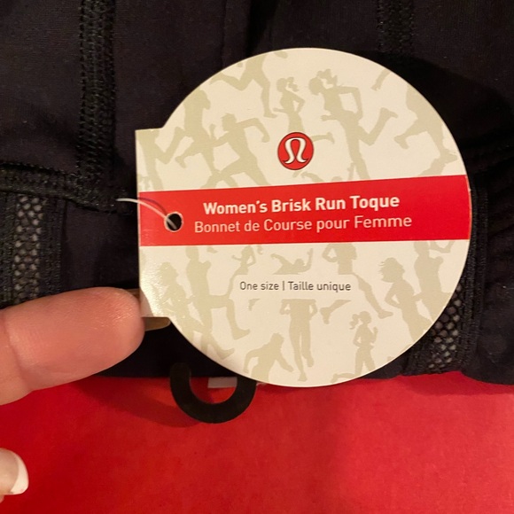 Lululemon - Picture 4 of 6